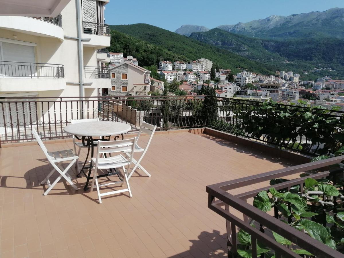 Lovely Apartment With Big Terrace In Budua Esterno foto