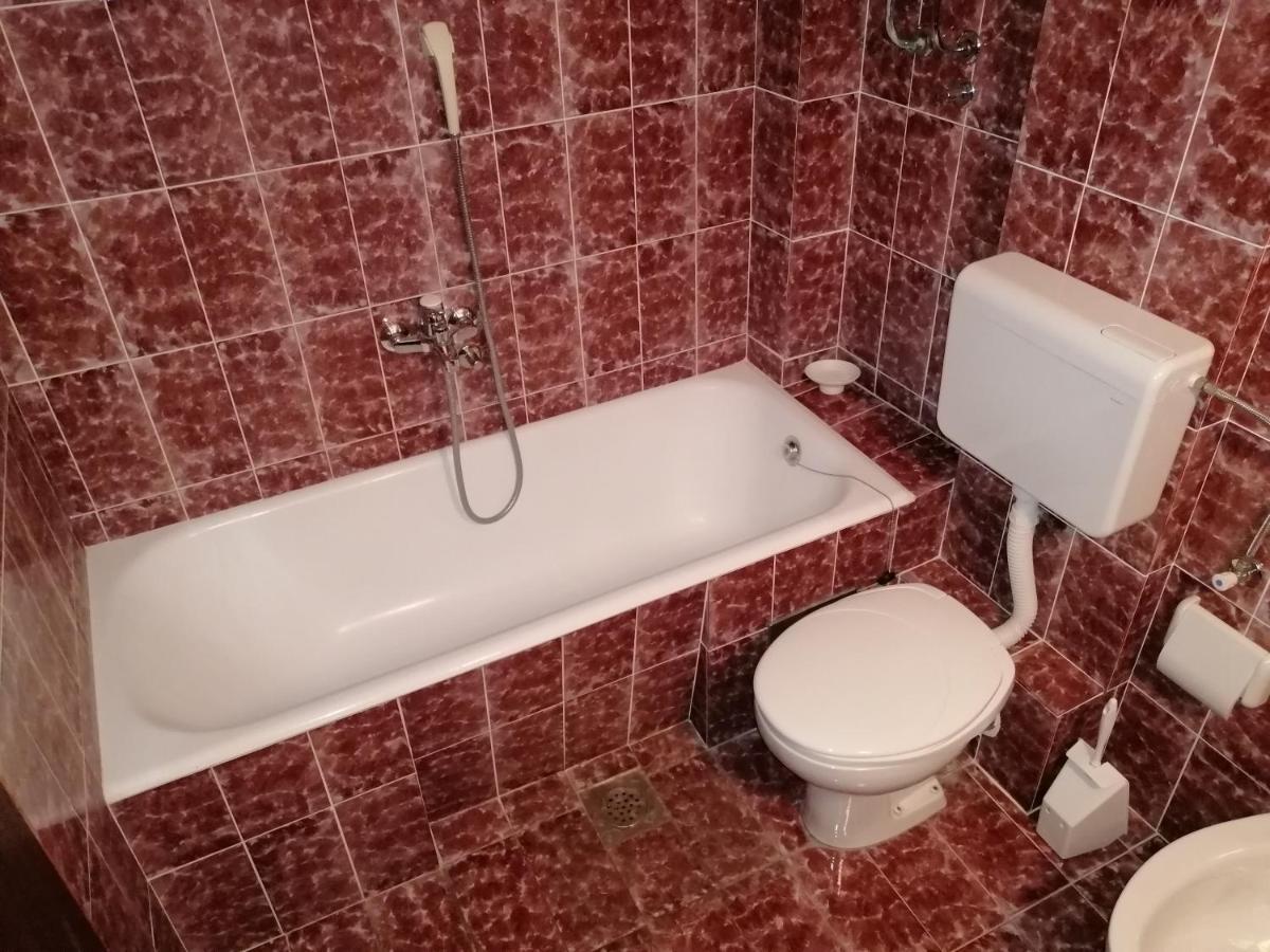 Lovely Apartment With Big Terrace In Budua Esterno foto